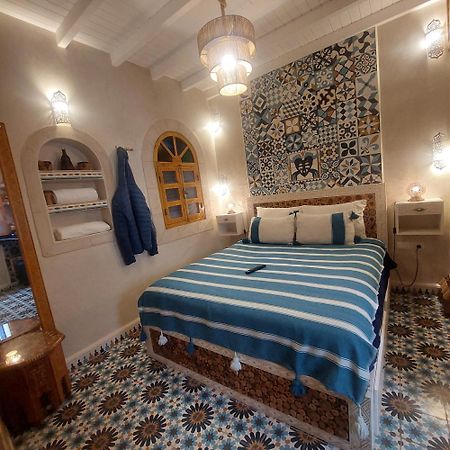 Hotel Riad Dar El Hania As-Sawíra Exteriér fotografie