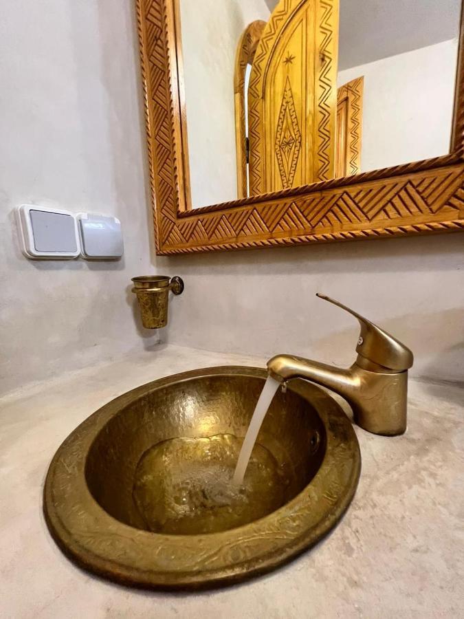 Hotel Riad Dar El Hania As-Sawíra Exteriér fotografie
