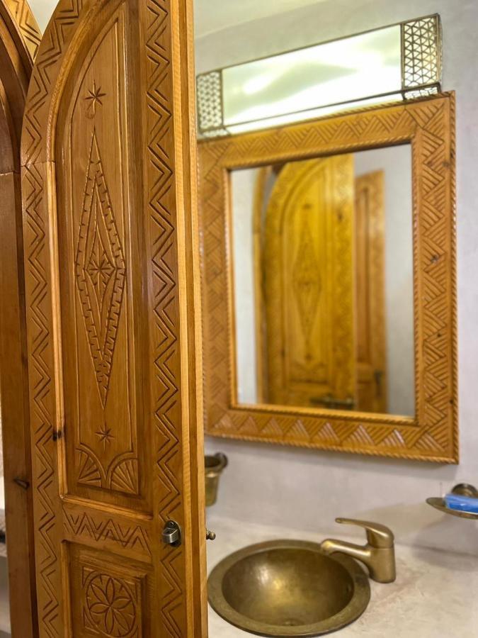 Hotel Riad Dar El Hania As-Sawíra Exteriér fotografie