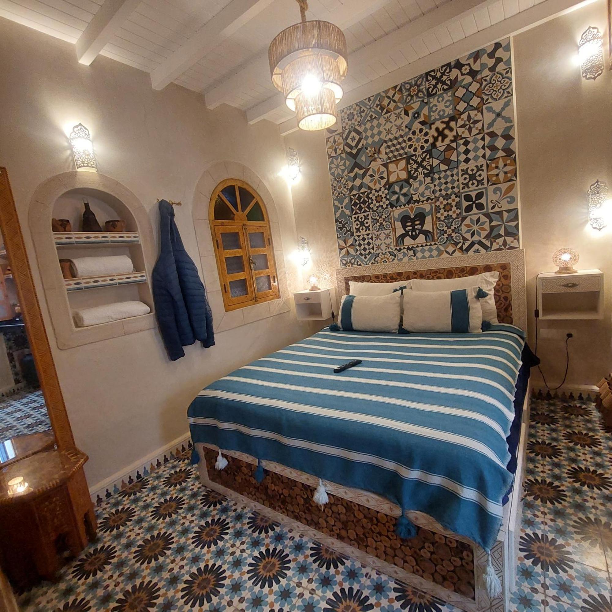 Hotel Riad Dar El Hania As-Sawíra Exteriér fotografie